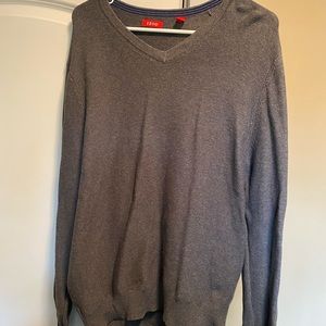 Grey v-neck Sweater